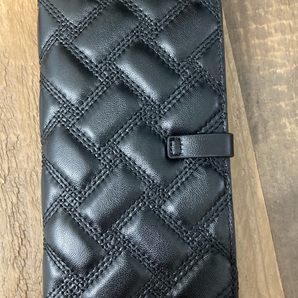 Kurt Geiger Black Quilted Leather Wallet, new in box - Picture 2 of 7